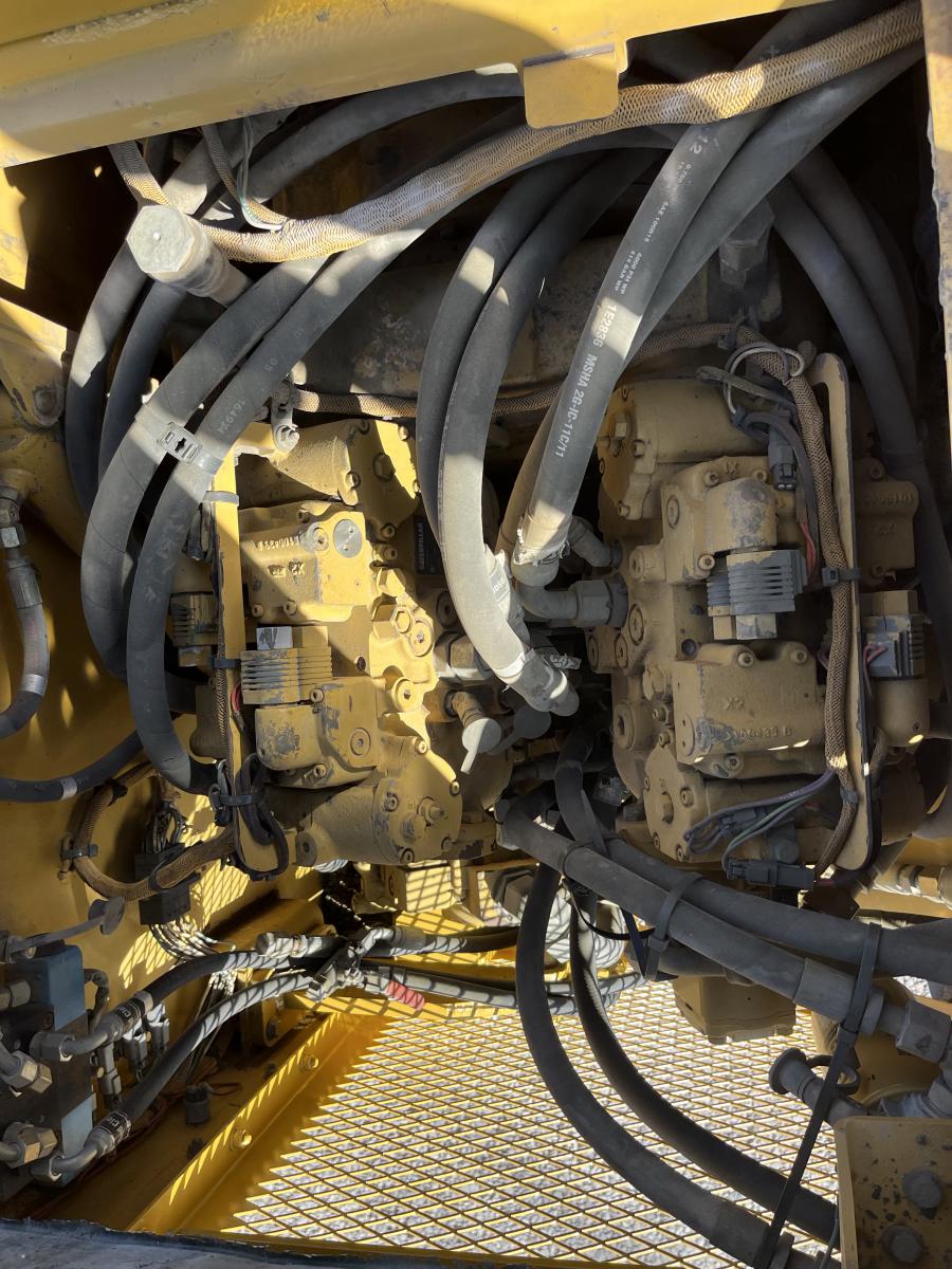 ./imagenes/INVOICE/2019/17939/CATERPILLAR AP1000D (16).JPG